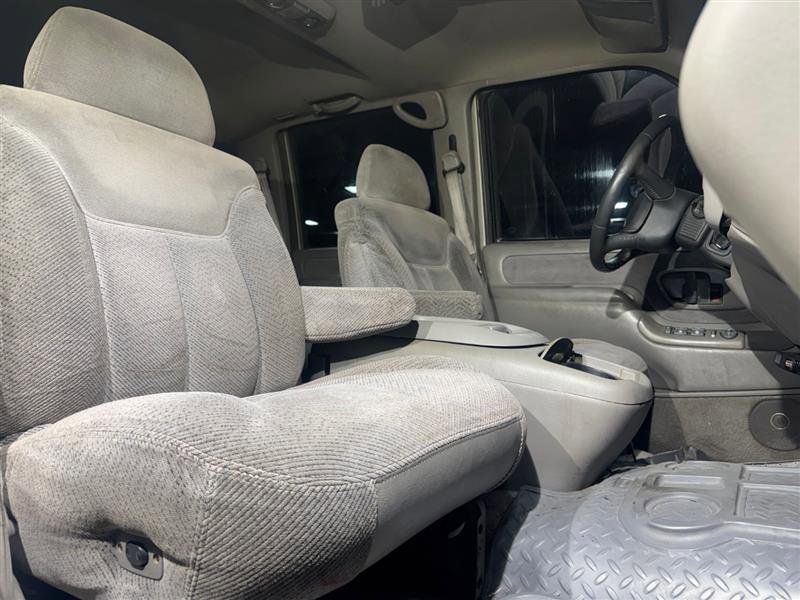 Used 1999 Chevrolet Tahoe Z71 image 16