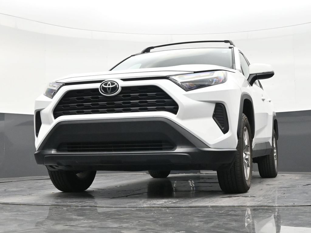 Used 2025 Toyota RAV4 XLE w/ Convenience Package AWD/4WD image 27
