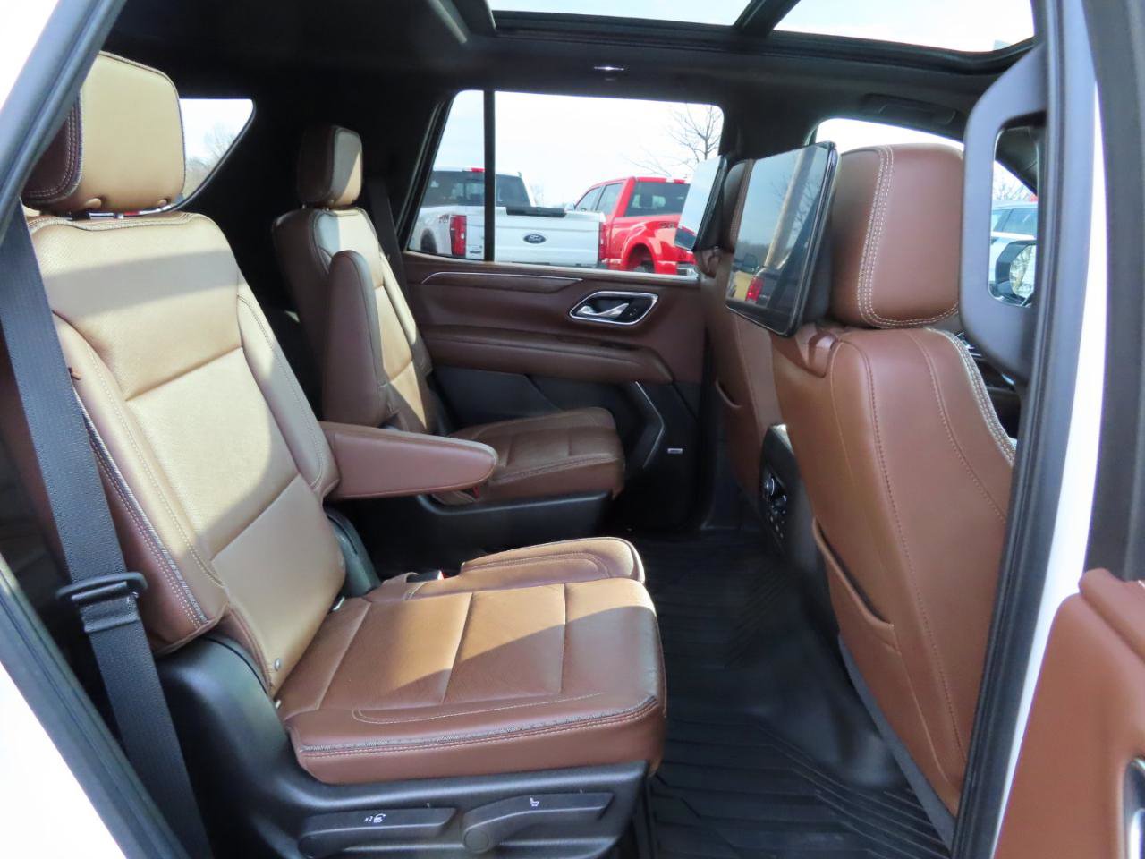 Used 2021 Chevrolet Tahoe High Country w/ Premium Package image 49