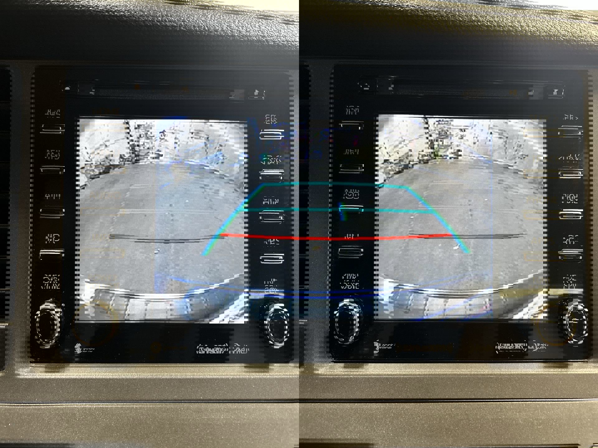 Used 2018 Toyota Sienna XLE Premium image 16