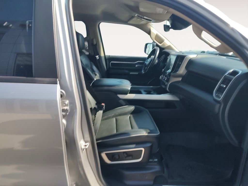 Used 2021 RAM 1500 Laramie RWD image 15