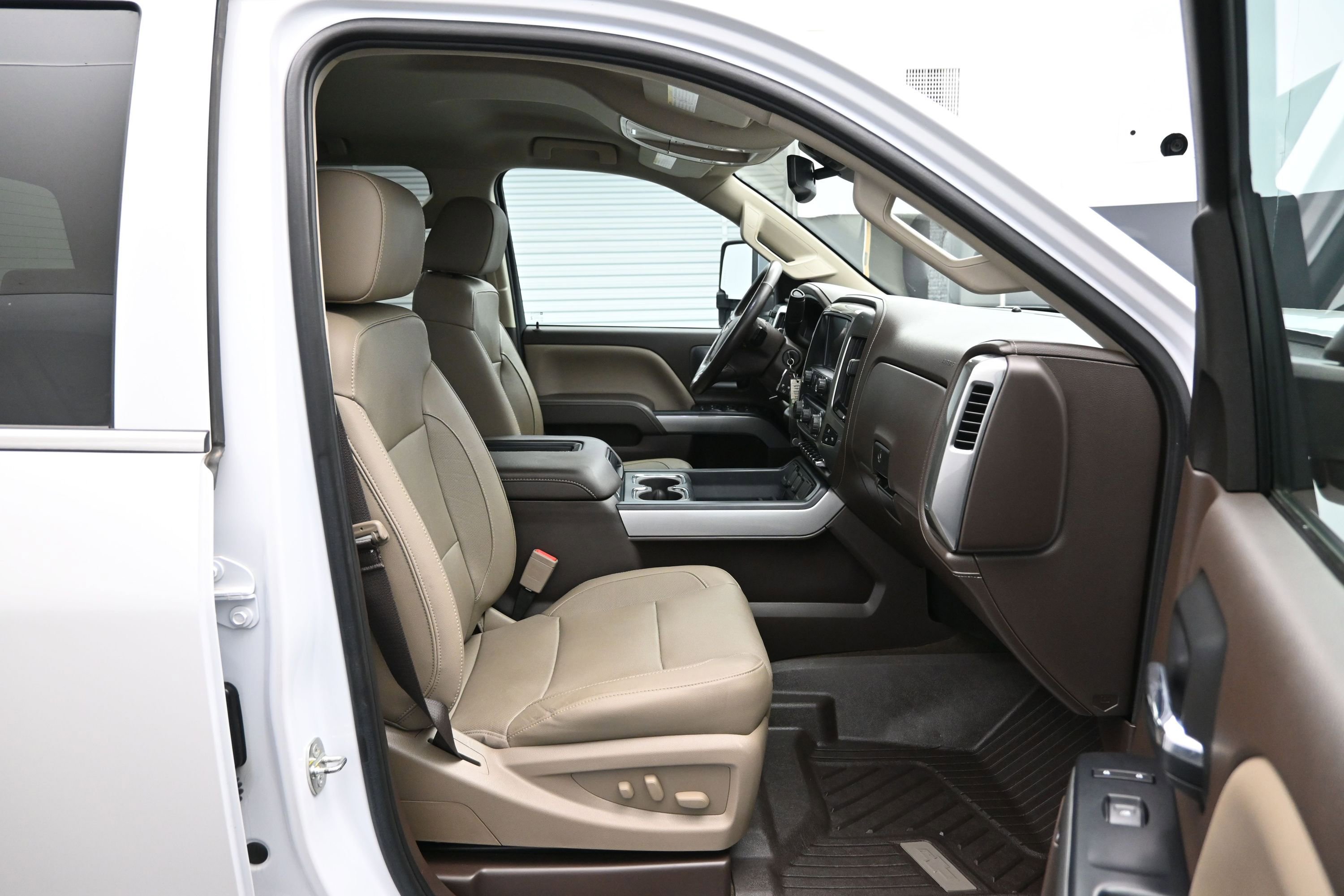 Used 2018 Chevrolet Silverado 2500 LTZ w/ Duramax Plus Package AWD/4WD image 13