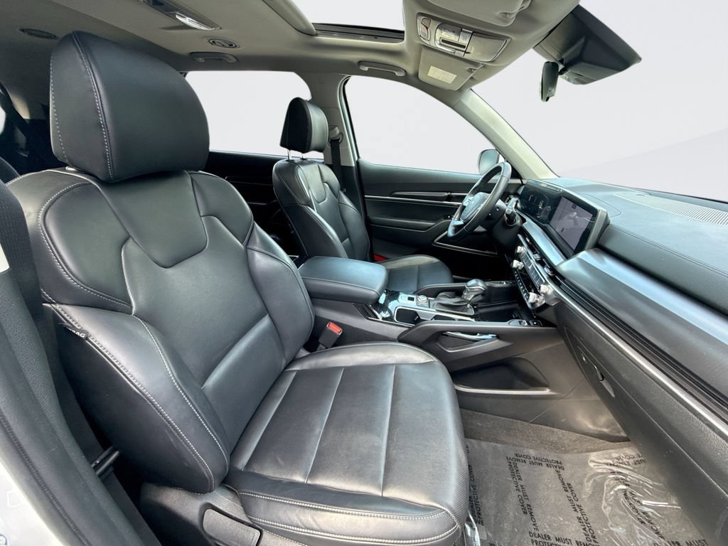 Used 2025 Kia Telluride S AWD/4WD image 27