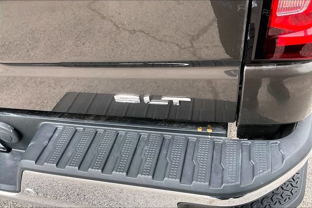 Used 2019 GMC Sierra 1500 SLT w/ SLT Premium Package AWD/4WD image 25