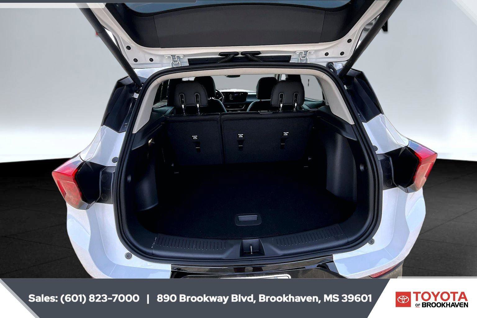 Used 2026 Buick Encore GX Sport Touring w/ Comfort Package FWD image 21