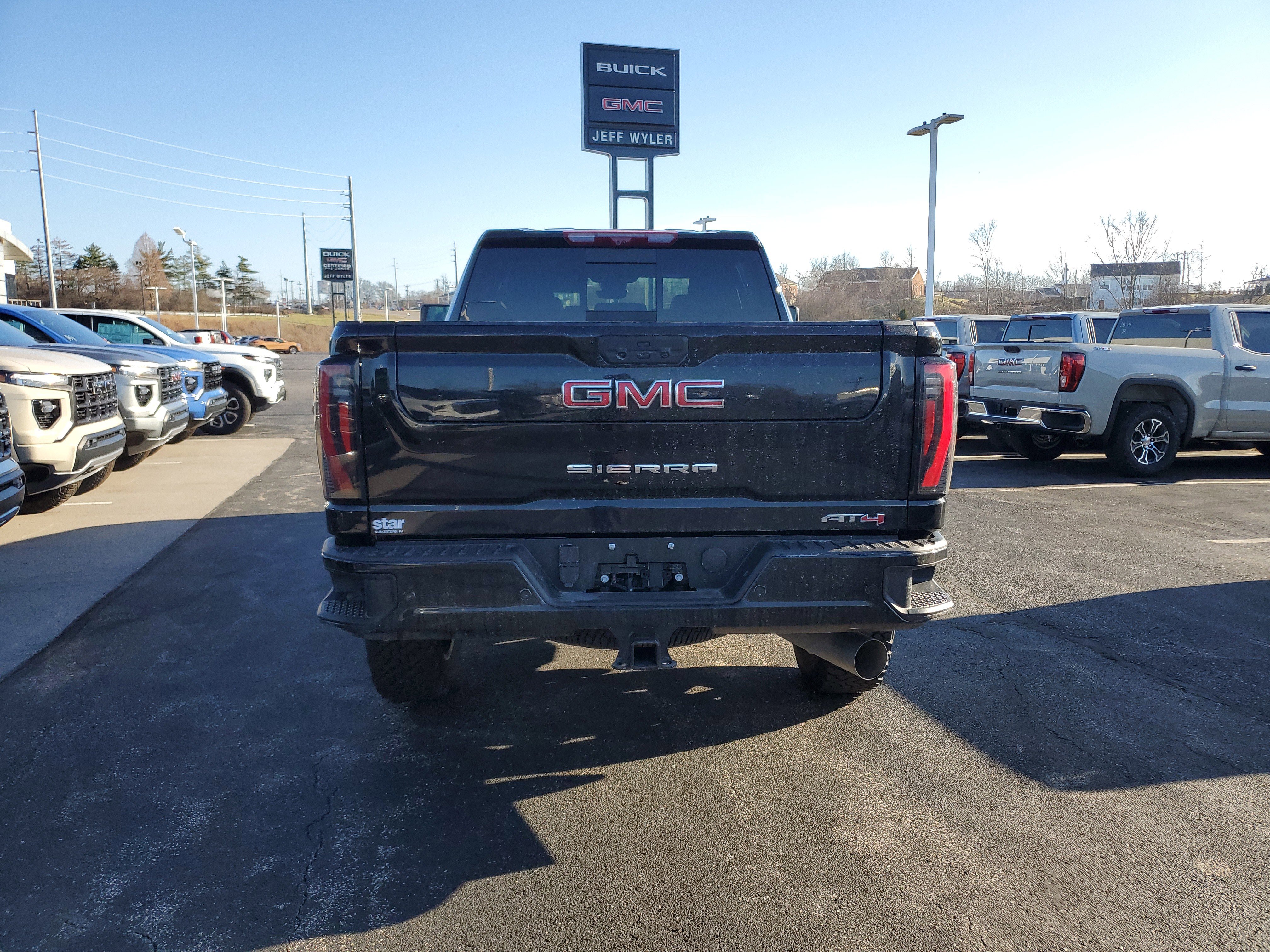 New 2025 GMC Sierra 2500 AT4 w/ AT4 Premium Plus Package image 5