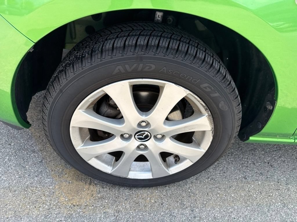 Used 2013 MAZDA MAZDA2 Touring FWD image 11