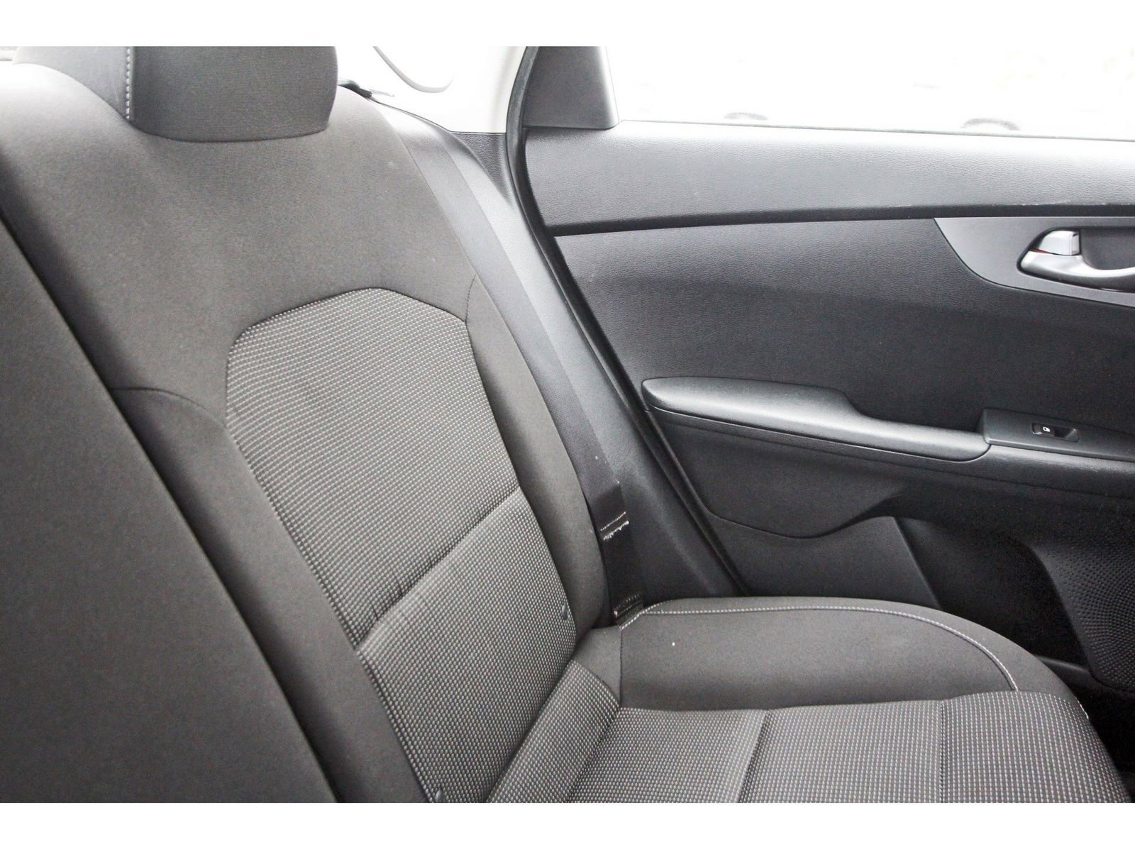 Used 2019 Kia Forte LXS image 15