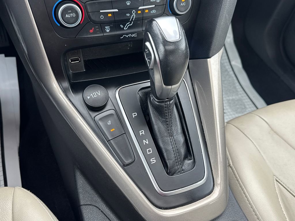 Used 2018 Ford Focus Titanium FWD image 62