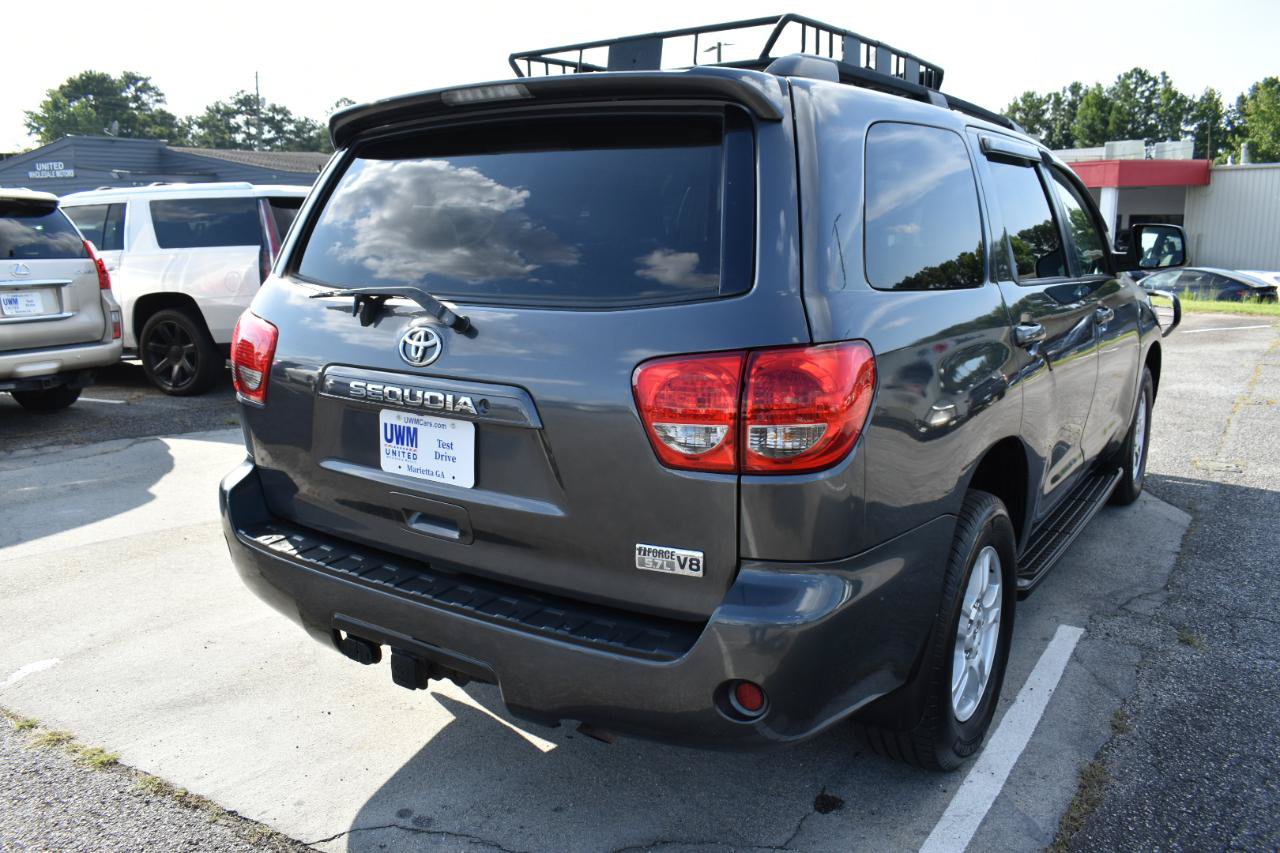 Used 2013 Toyota Sequoia SR5 AWD/4WD image 6