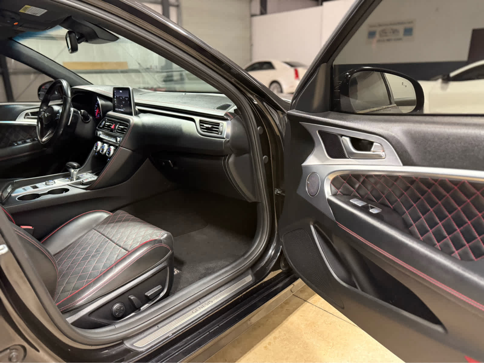 Used 2019 Genesis G70 3.3T Advanced w/ Sport Package image 40