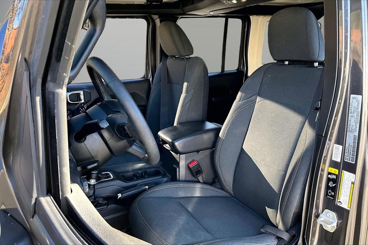 Certified 2024 Jeep Wrangler Willys image 20