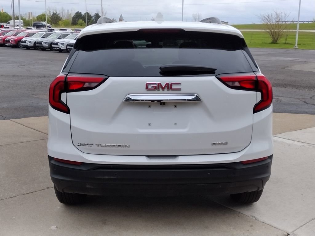 Used 2020 GMC Terrain SLE w/ Driver Convenience Package AWD/4WD image 6