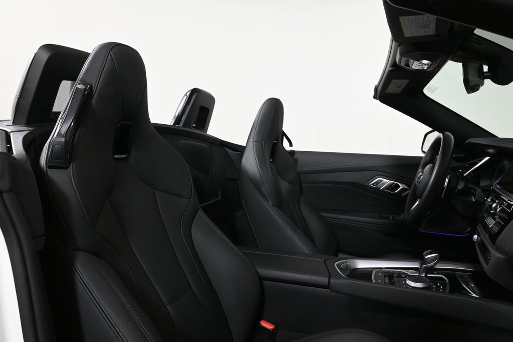 Certified 2024 BMW Z4 sDrive30i w/ Premium Package image 39