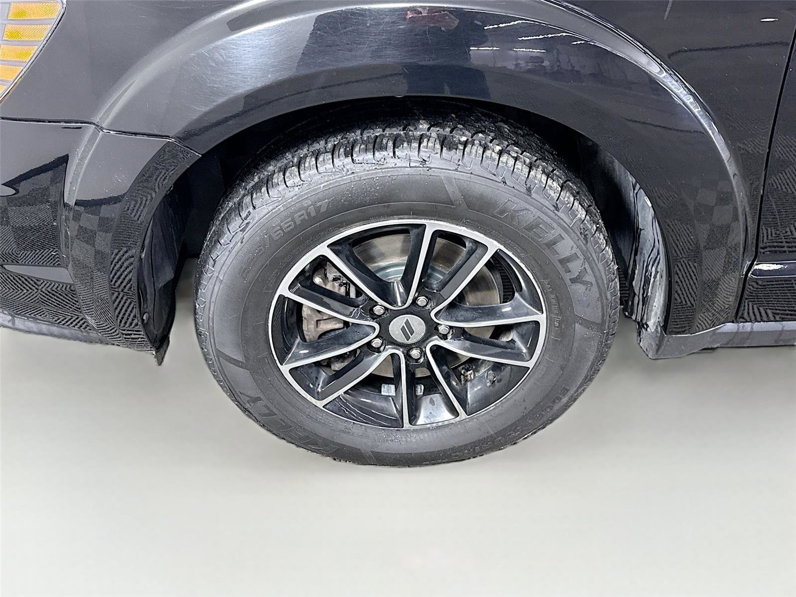 Used 2018 Dodge Journey SE w/ Blacktop Package image 21