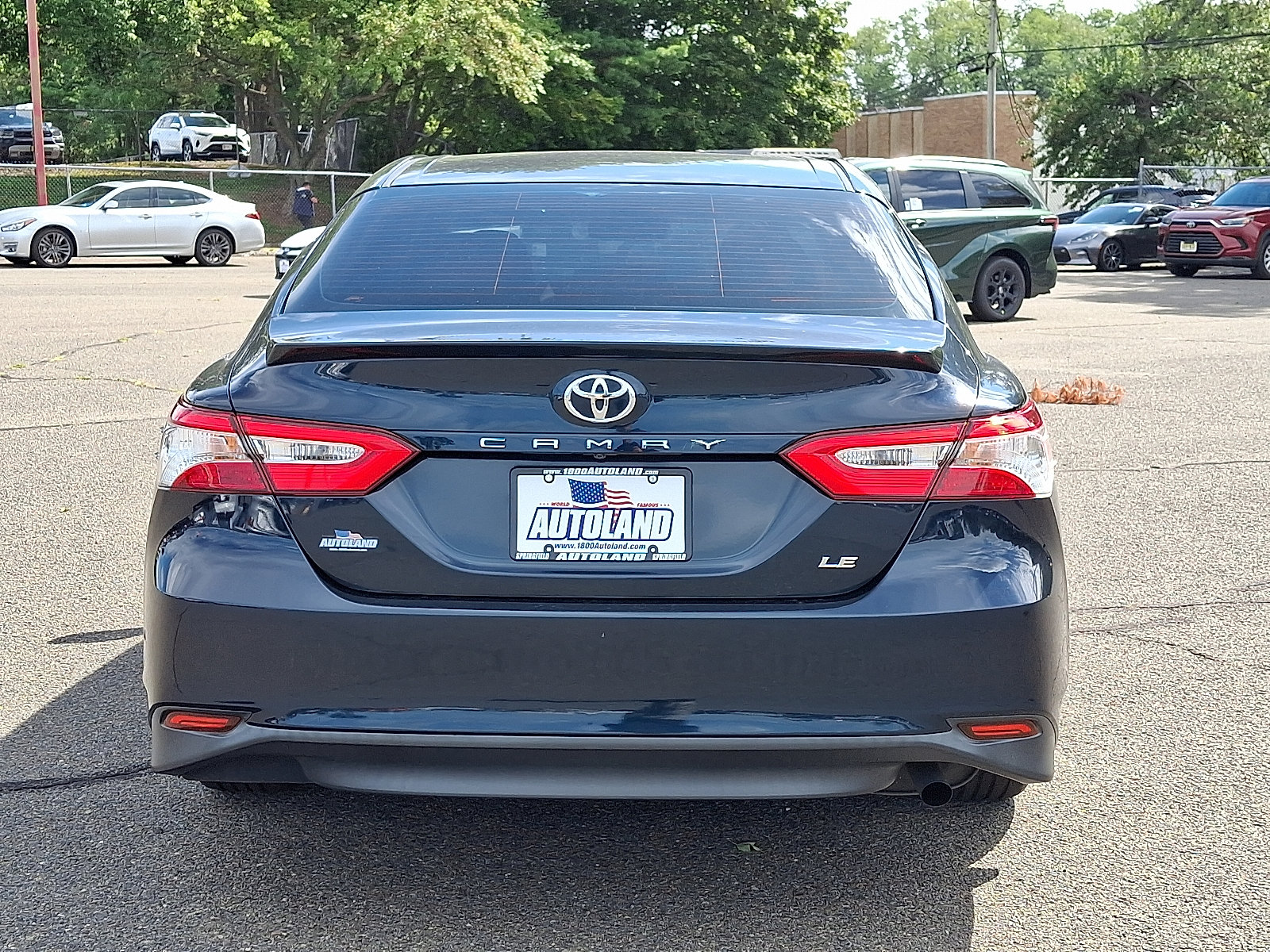 Used 2018 Toyota Camry LE w/ Convenience Package FWD image 6