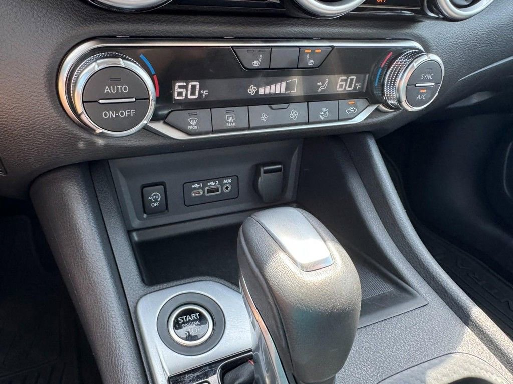 Used 2025 Nissan Sentra SR image 18