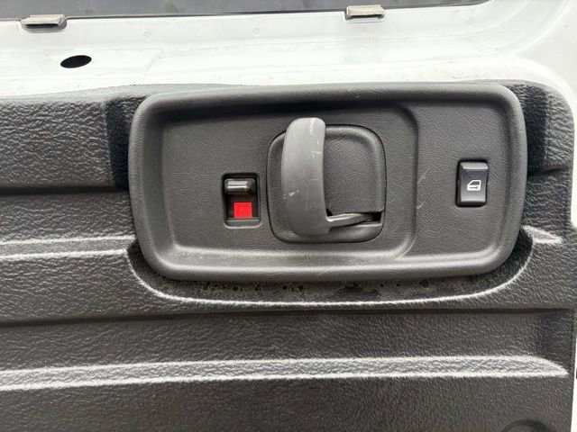 Used 2024 GMC Savana 2500 w/ Driver Convenience Package image 7