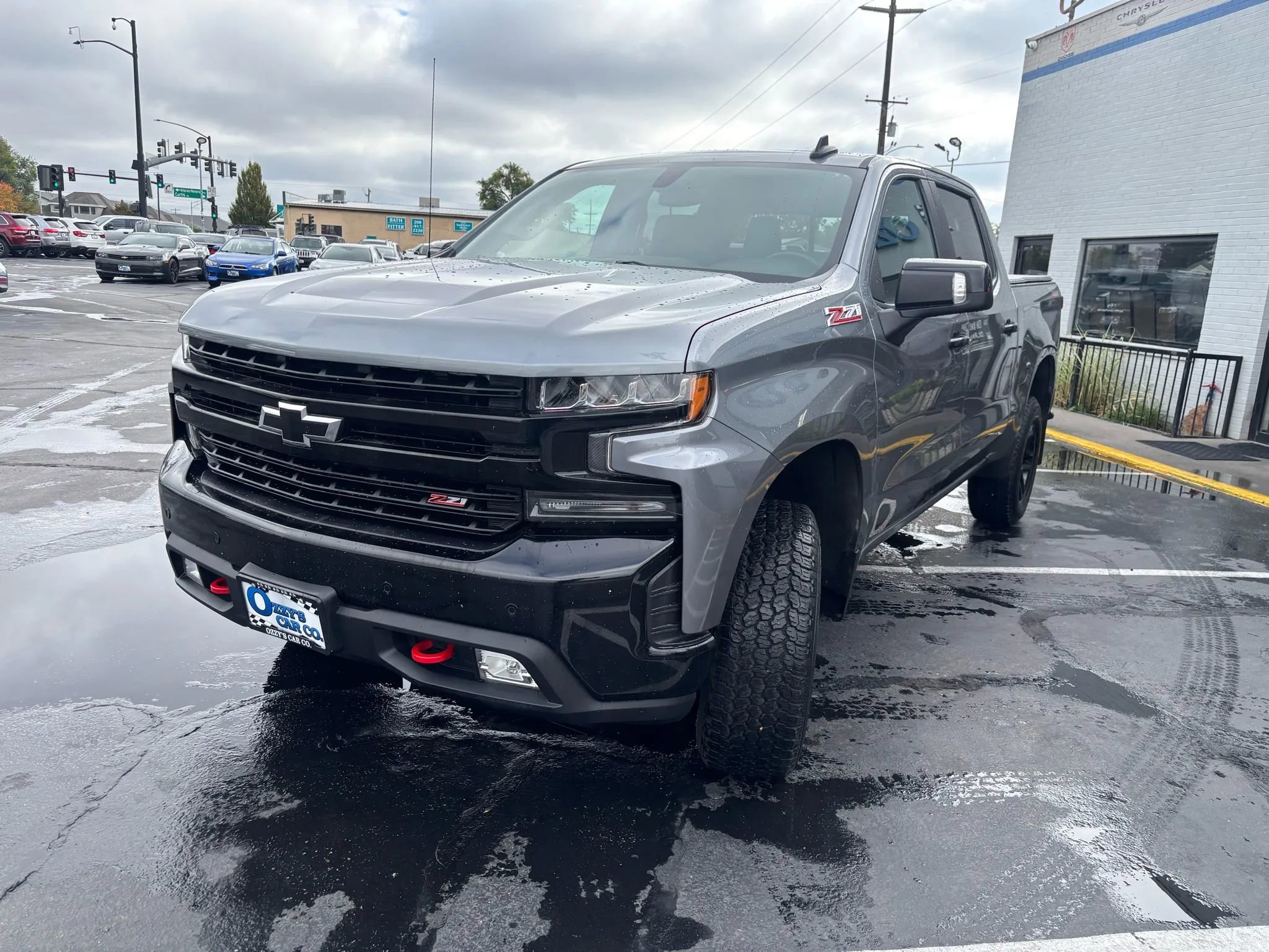 Used 2019 Chevrolet Silverado 1500 LT Trail Boss image 2