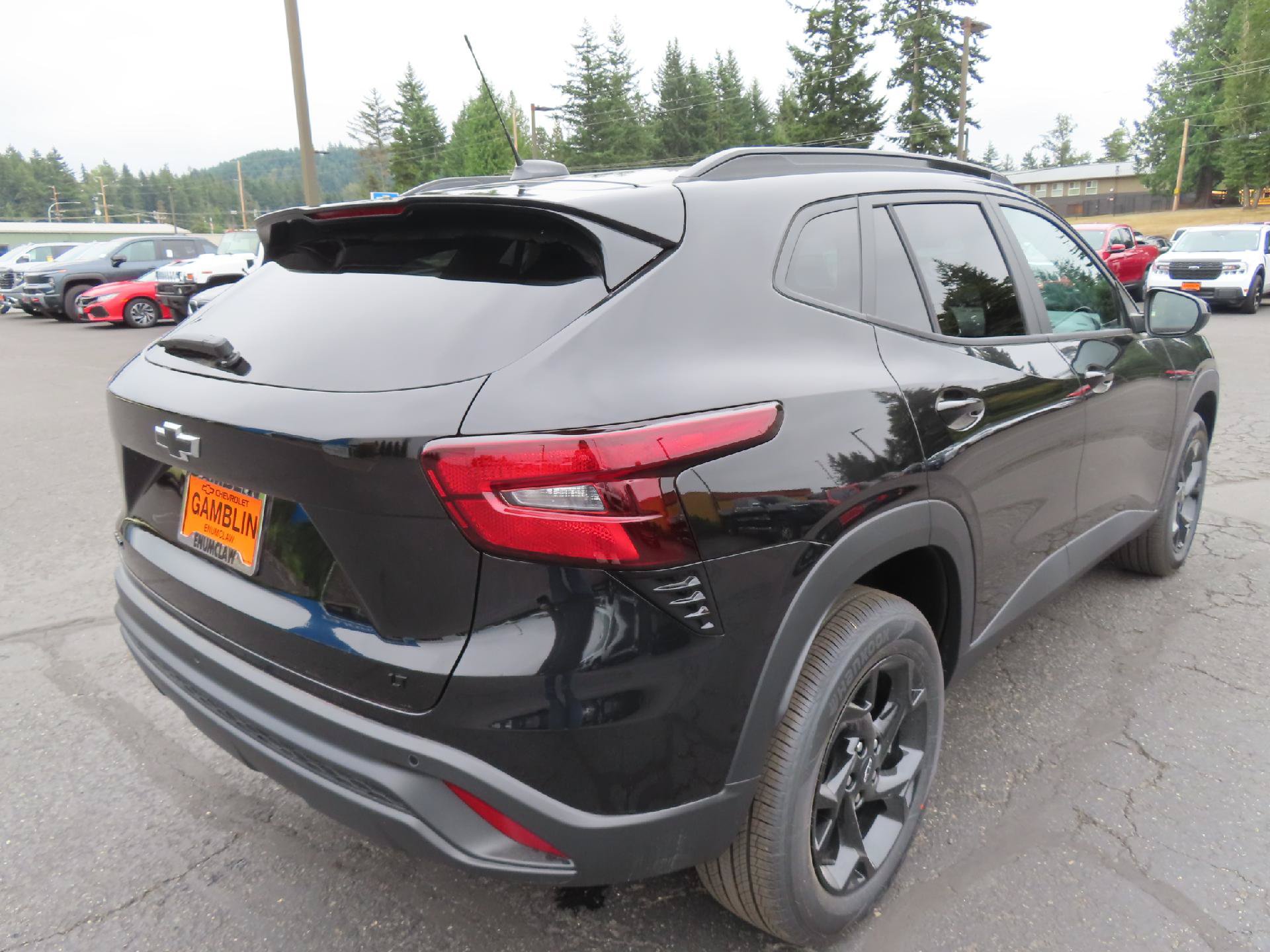 New 2026 Chevrolet Trax LT w/ Driver Confidence Package FWD image 8