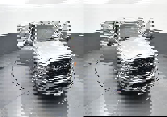 Used 2024 RAM 3500 Big Horn image 92