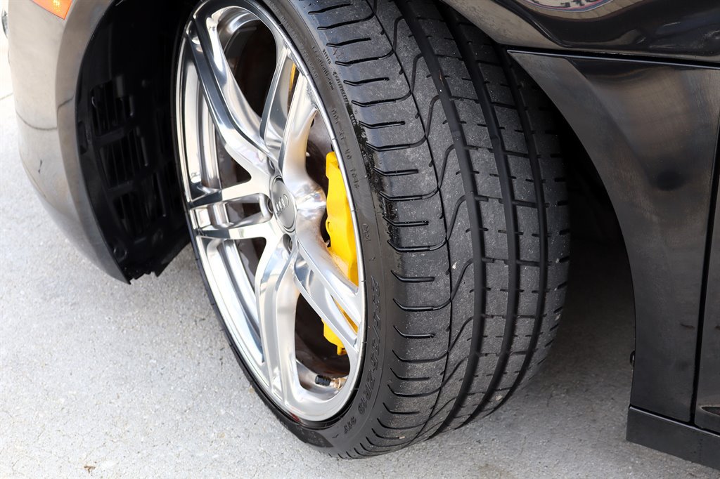Used 2010 Audi R8 V8 AWD/4WD image 17