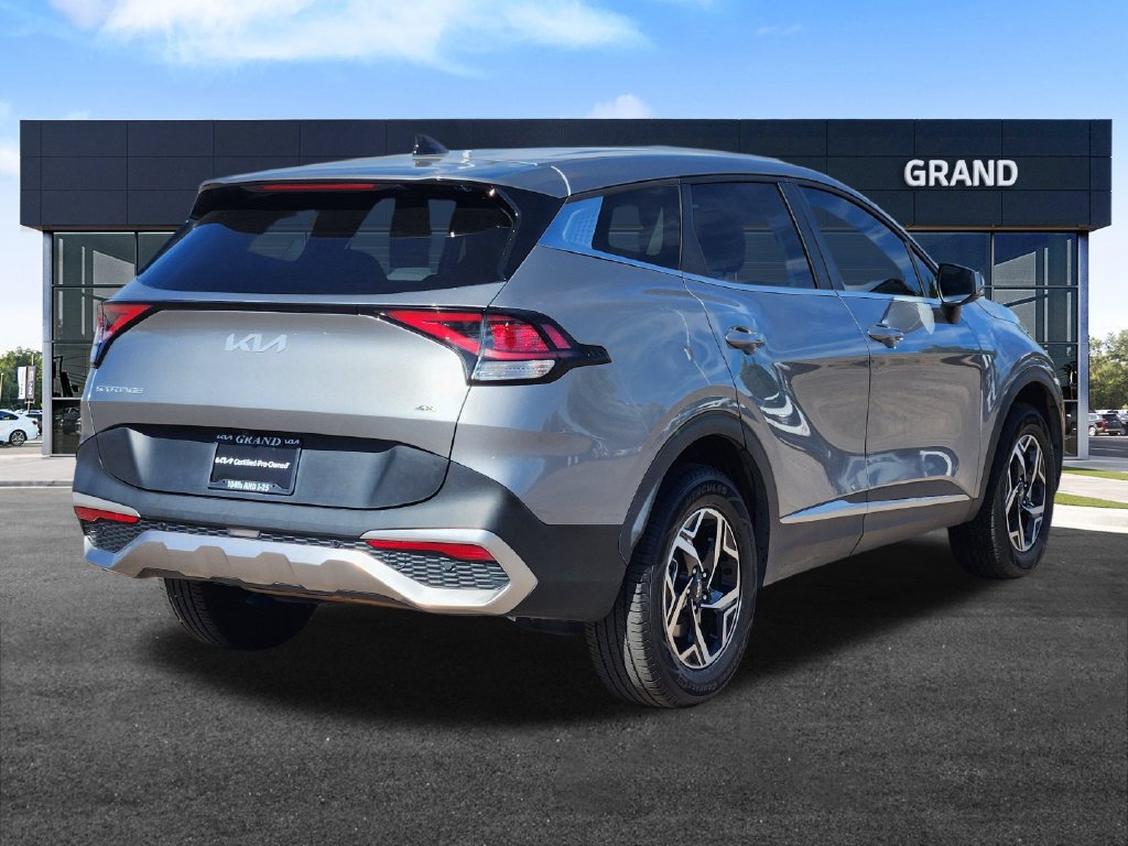 Certified 2023 Kia Sportage LX AWD/4WD image 6