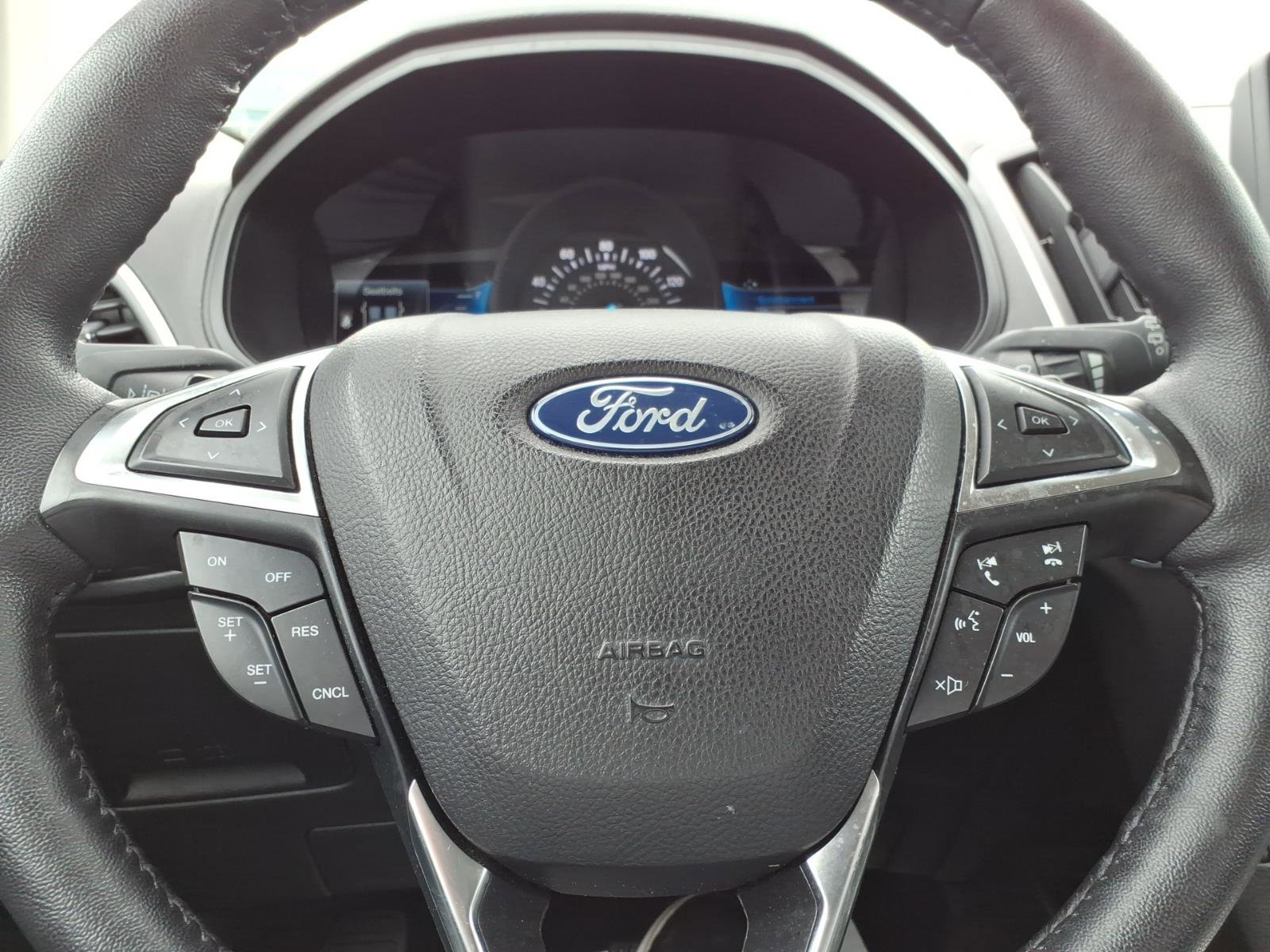 Used 2023 Ford Edge SEL w/ Convenience Package AWD/4WD image 24