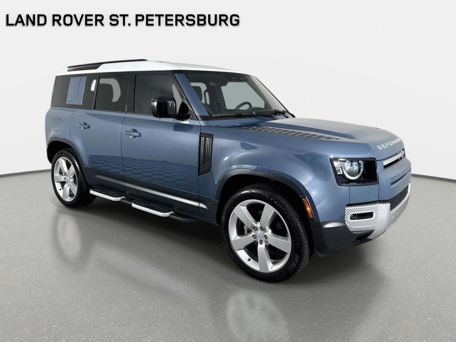 Used 2024 Land Rover Defender 110 S AWD/4WD image 3