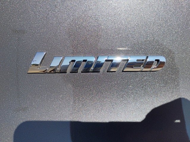 Used 2021 Toyota 4Runner Limited image 12