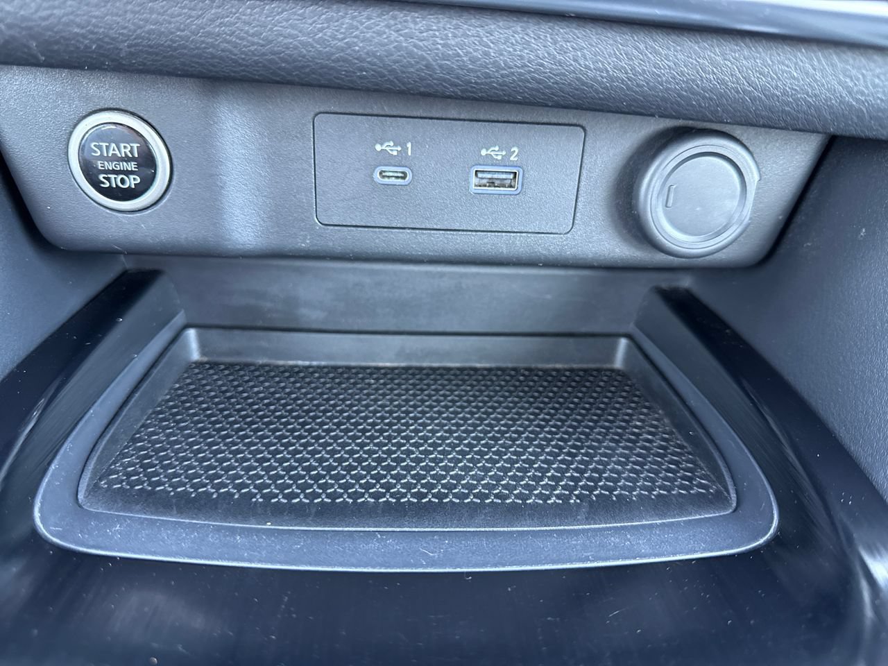 Used 2022 Nissan Rogue S FWD image 21