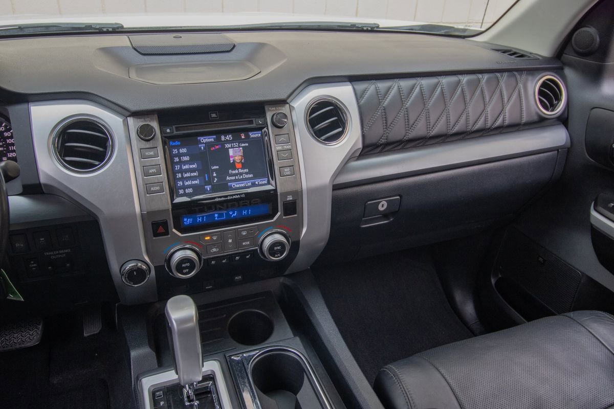 Used 2018 Toyota Tundra Platinum image 27