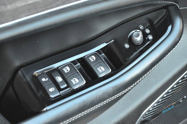 Used 2023 Jeep Grand Cherokee L Overland image 16