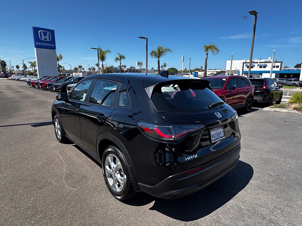 Used 2024 Honda HR-V LX image 6