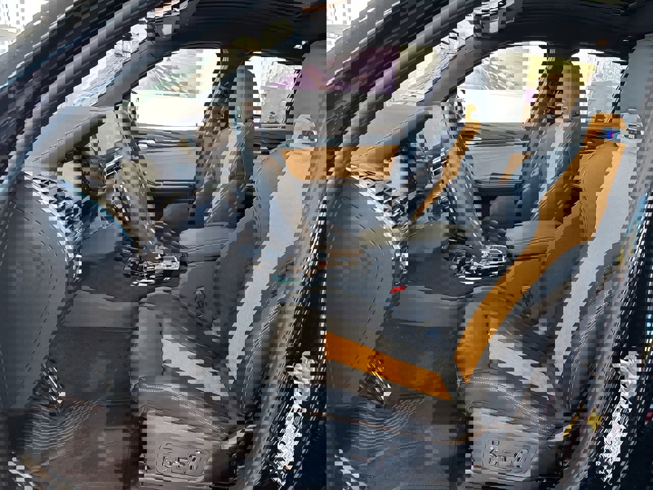 New 2025 BMW X4 M w/ Competition Package image 14