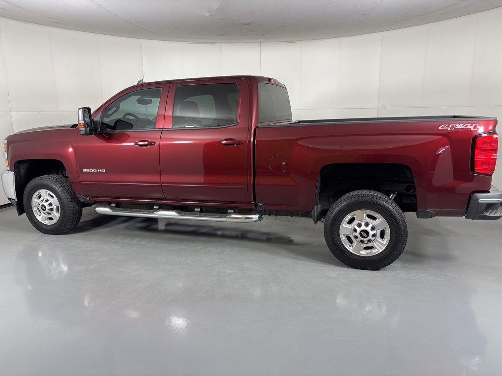 Used 2016 Chevrolet Silverado 2500 LT w/ LT Convenience Package AWD/4WD image 5
