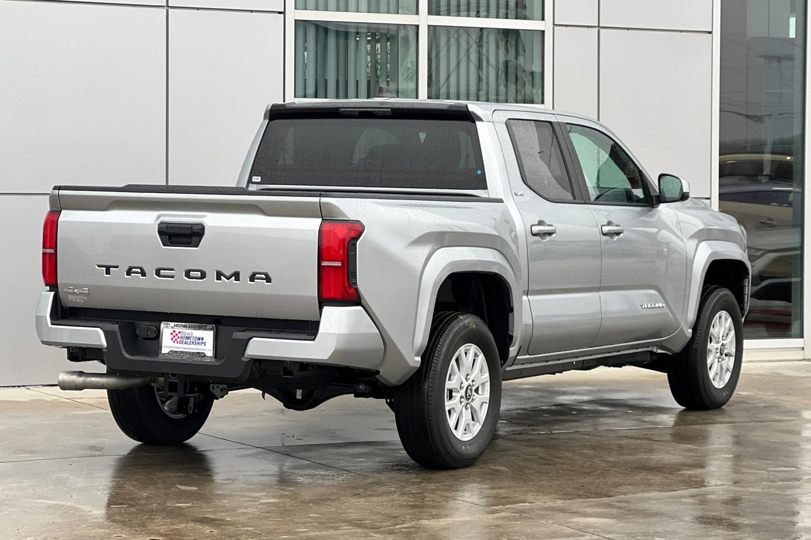 New 2026 Toyota Tacoma SR5 image 4