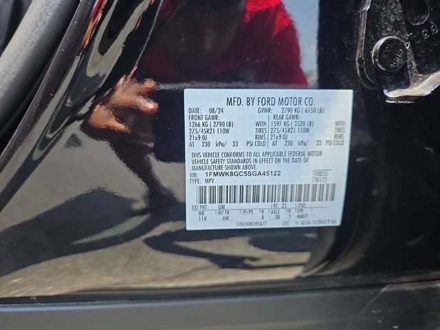 Used 2025 Ford Explorer ST AWD/4WD image 38