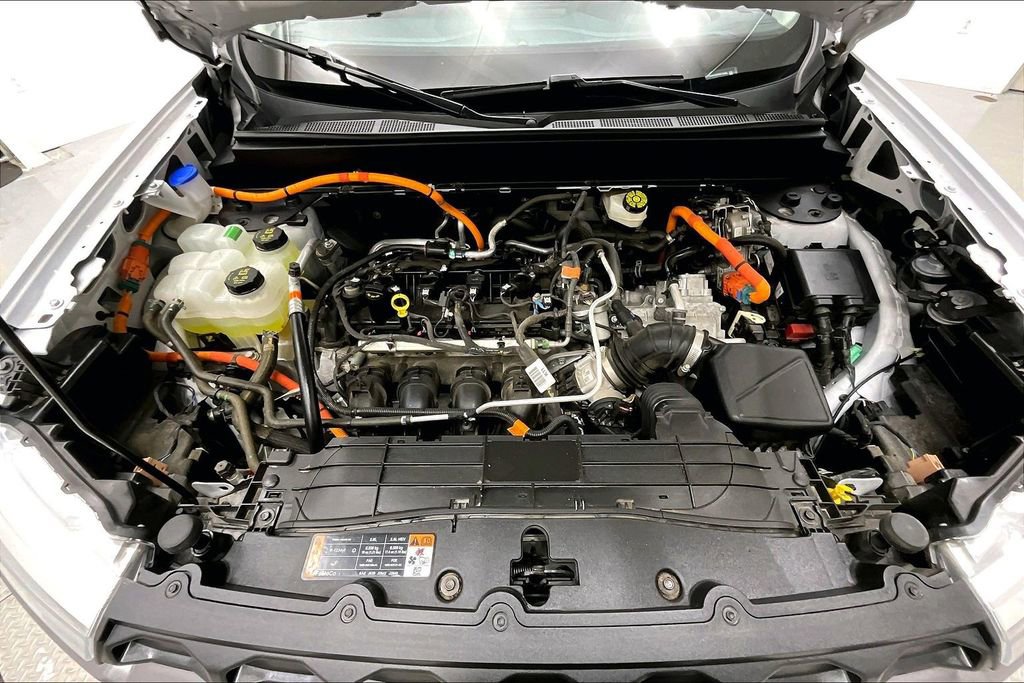 Used 2024 Ford Maverick XLT w/ XLT Luxury Package image 9