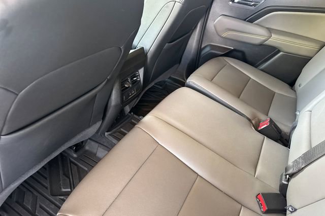 Used 2025 Chevrolet Colorado ZR2 w/ Technology Package image 12