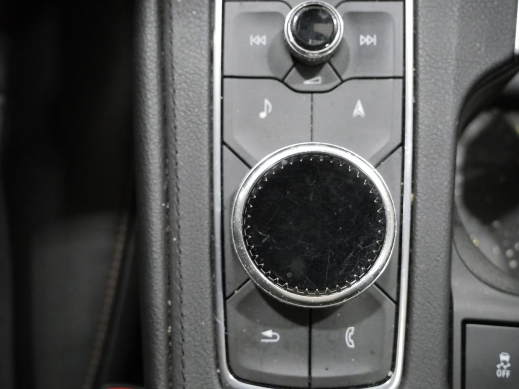 Used 2020 Cadillac XT4 Sport AWD/4WD image 21