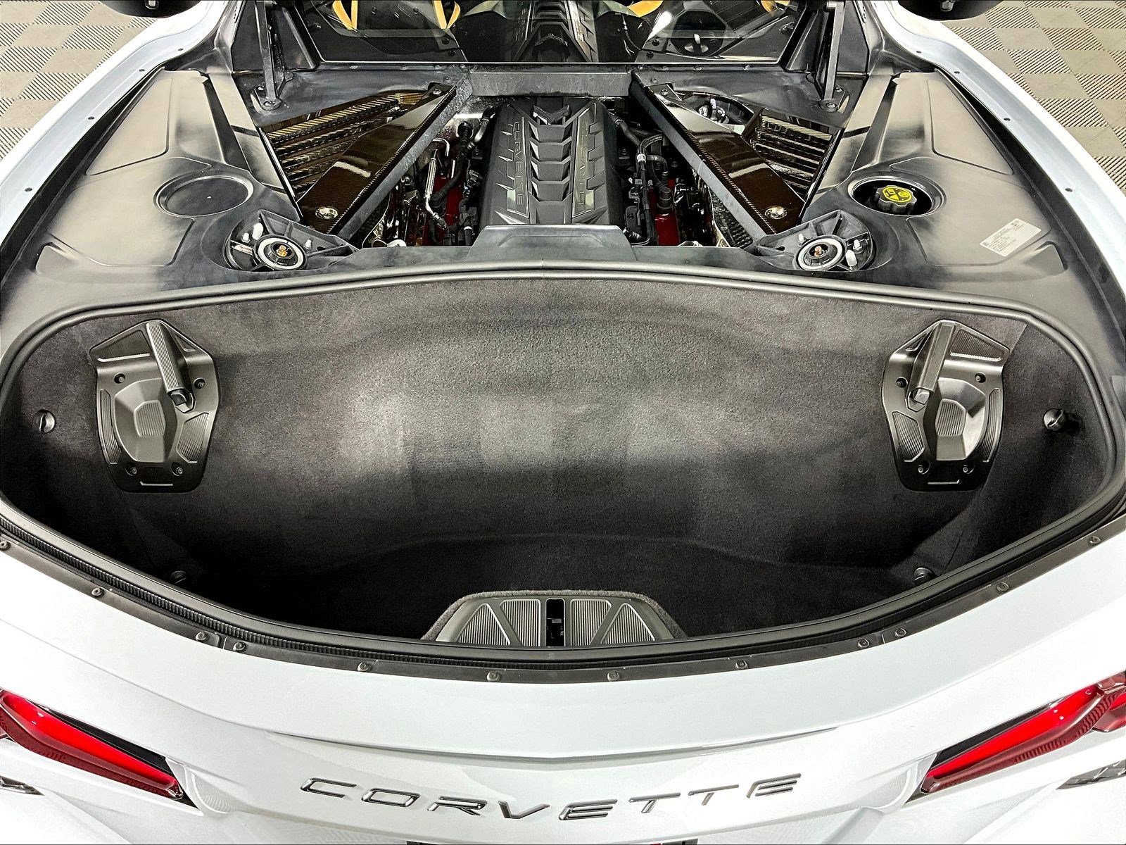 Used 2021 Chevrolet Corvette Stingray Preferred Cpe w/ Engine Appearance Package RWD image 32