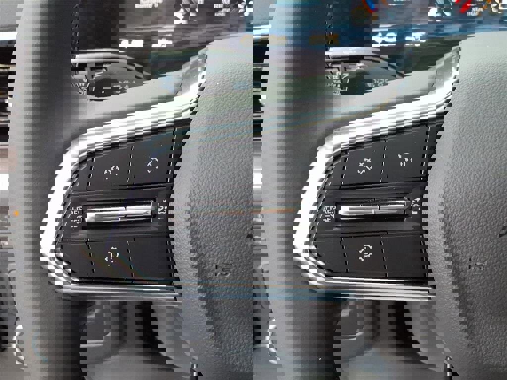 New 2026 Chevrolet Suburban Premier image 21