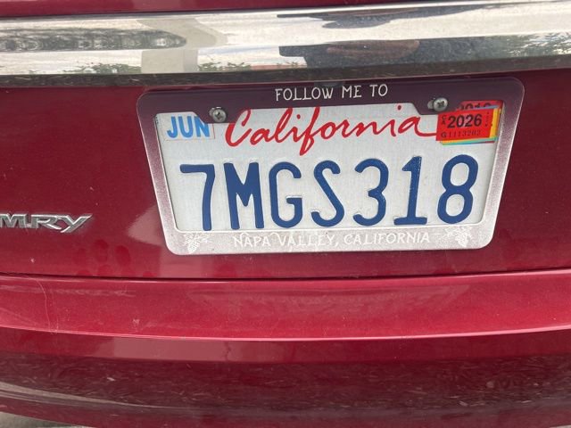 Used 2015 Toyota Camry SE FWD image 12