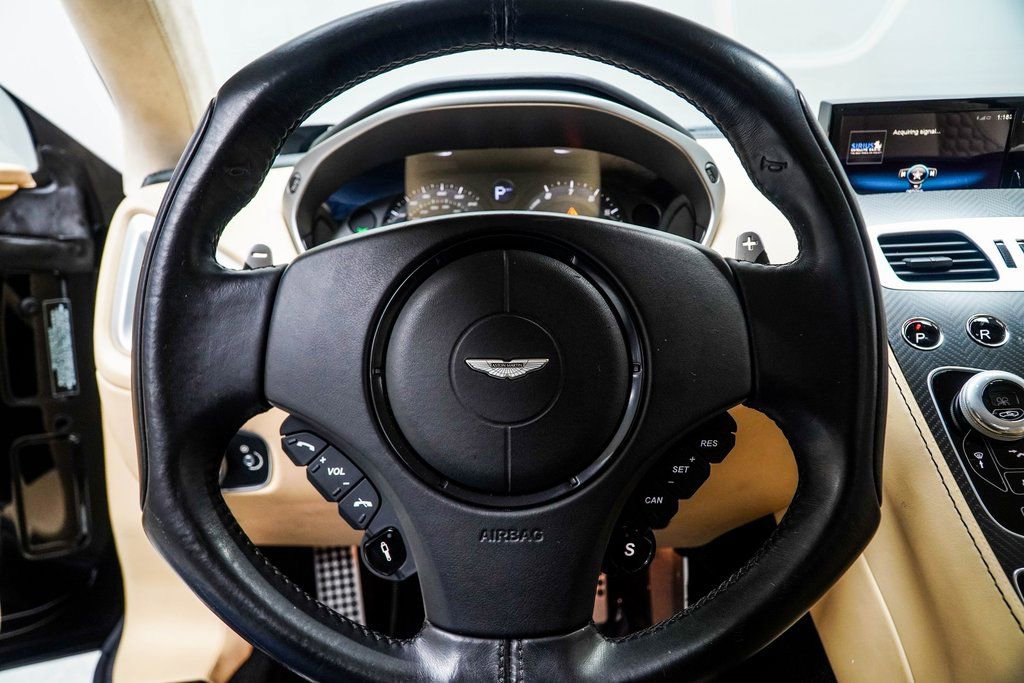 Used 2017 Aston Martin Vanquish Coupe image 40