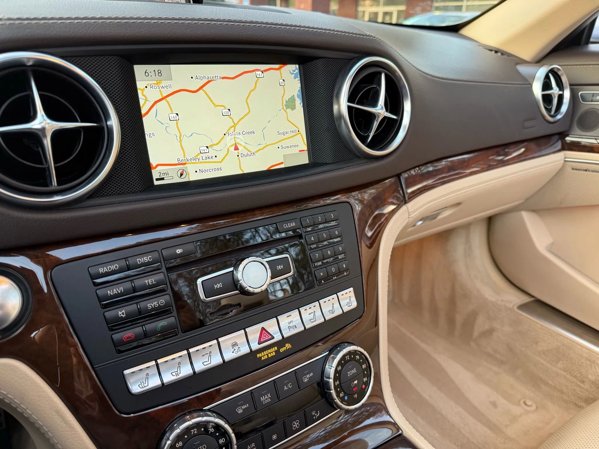Used 2014 Mercedes-Benz SL 550 image 39