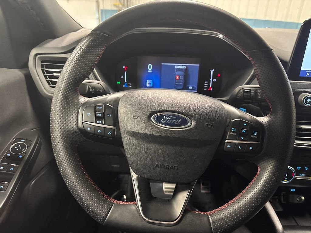 Used 2023 Ford Escape ST-Line image 17
