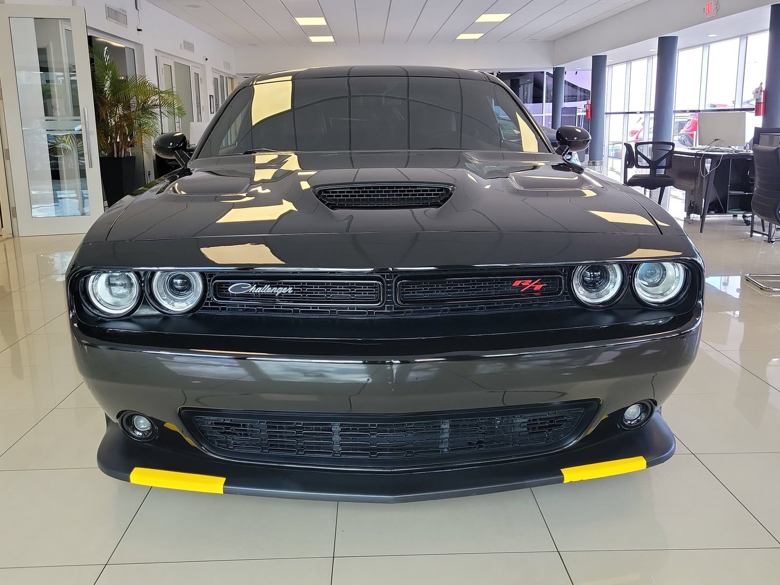 Used 2020 Dodge Challenger R/T Scat Pack w/ Plus Package RWD image 2