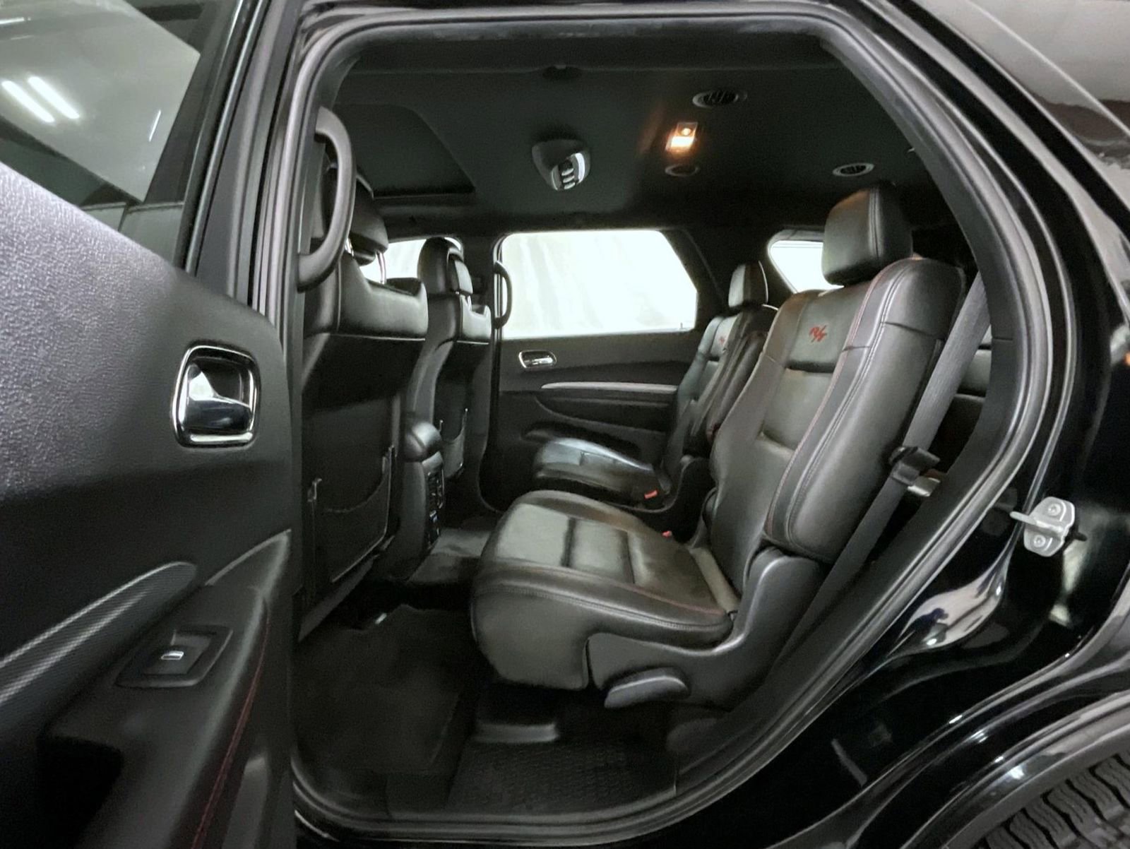 Used 2018 Dodge Durango R/T w/ Trailer Tow Group IV AWD/4WD image 22