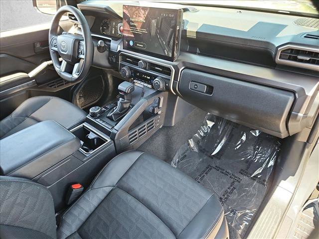 Certified 2026 Toyota 4Runner TRD Off-Road Premium w/ Tow Technology Package AWD/4WD image 29